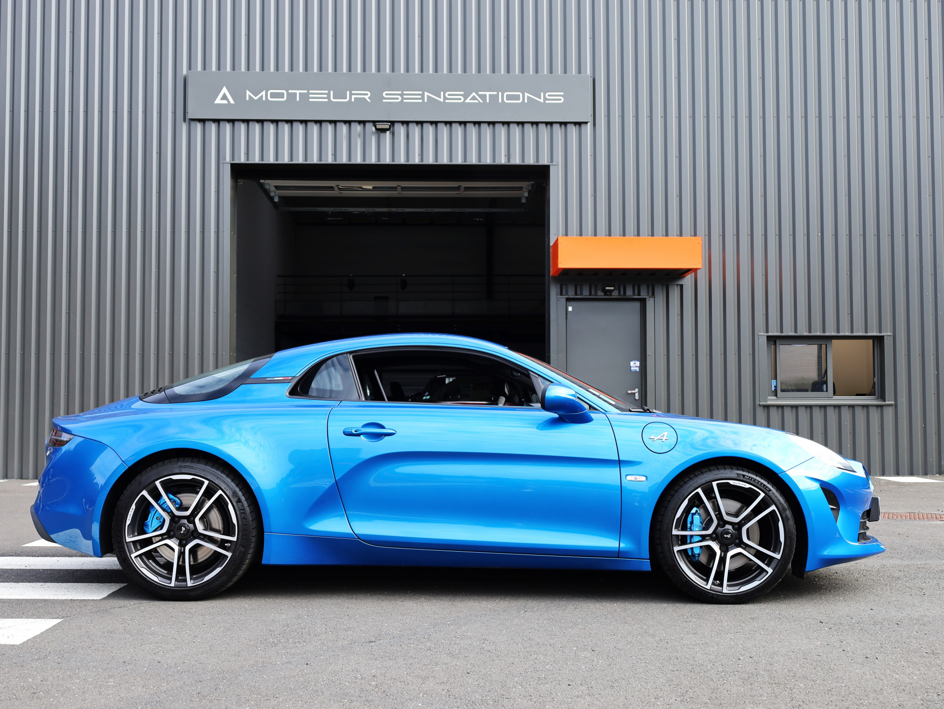 alpine A110 profile