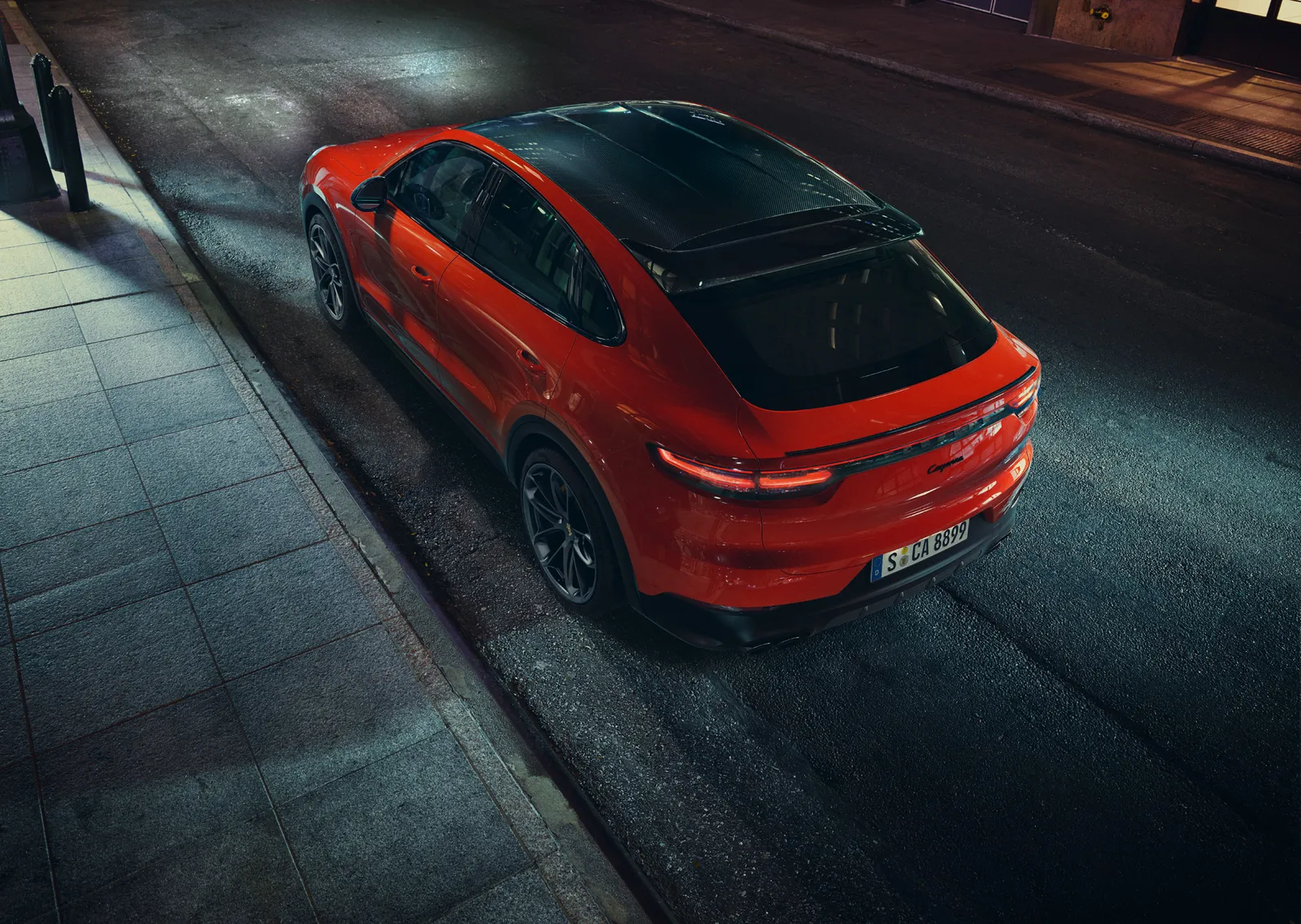 cayenne hybride orange.webp